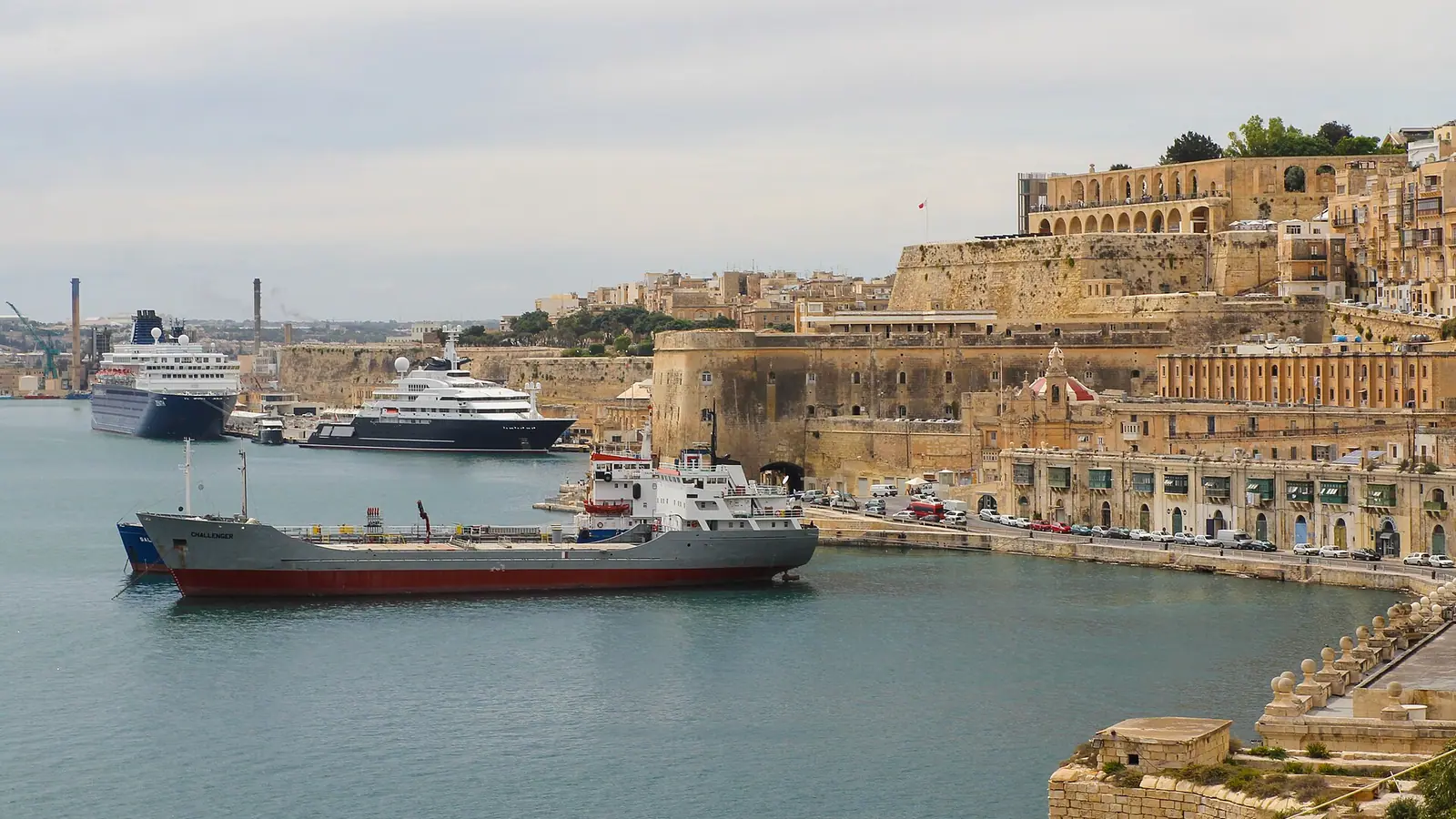 Ships Challenger, Octopus &amp; Zenith in Grand Harbour, Valletta, Malta. Taken from the Siege Bell War Memorial.